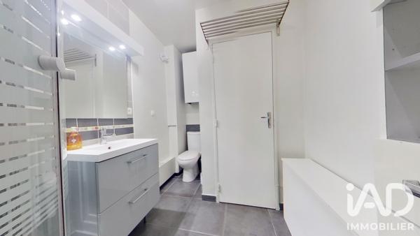 Location appartement 2 pièces 48 m² Vitry-sur-Seine