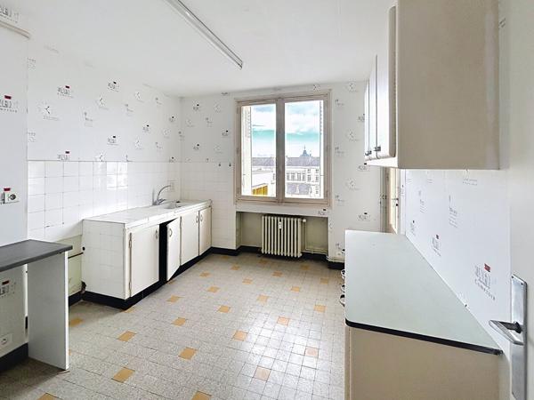 Appartement Macon 2 pièce(s) 65.70 m2