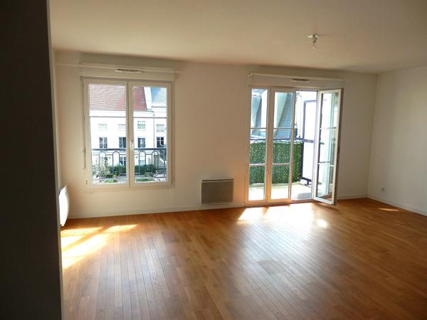 Emplacement premium à Serris - 3P avec balcon et 2 places de parkings