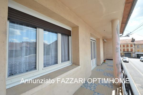 À vendre : Spacieuse maison à Stenay – Rue calme, proche centre-ville – Frontière Belgique / Luxembourg 📍 Stenay (55700) – Meuse – Région Grand Est