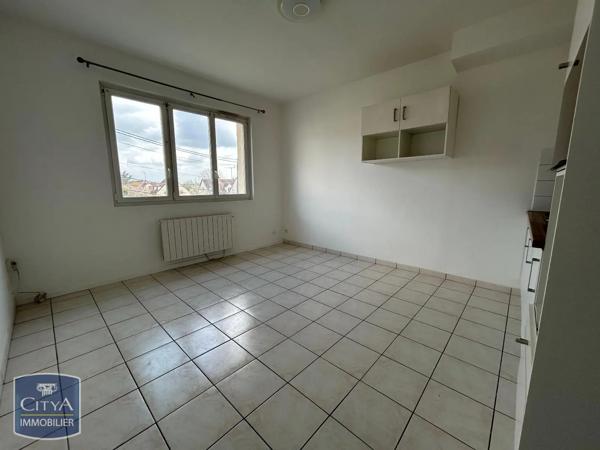 Appartement à louer 2 pièces 31m² Ollainville (91340)
