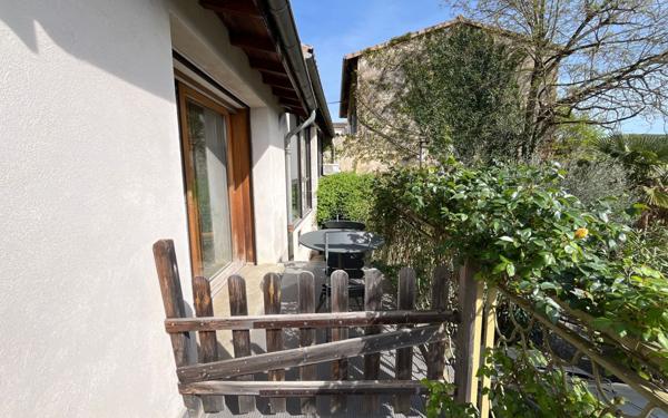 Maison à vendre    7 pièces • 240 m2 Saint-Donat-sur-l'Herbasse