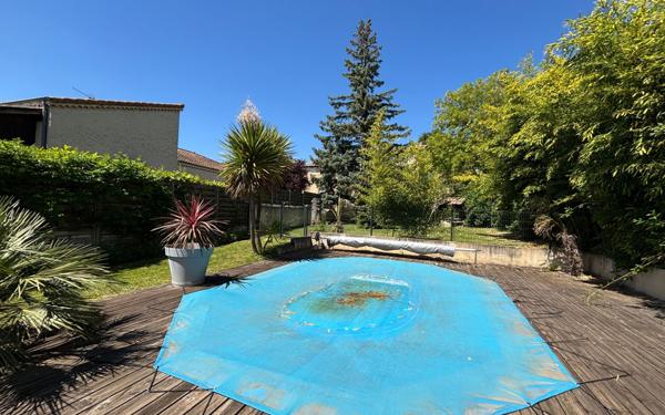 Maison à vendre    7 pièces • 240 m2 Saint-Donat-sur-l'Herbasse