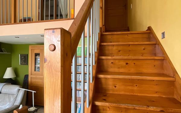 Maison à vendre    7 pièces • 240 m2 Saint-Donat-sur-l'Herbasse