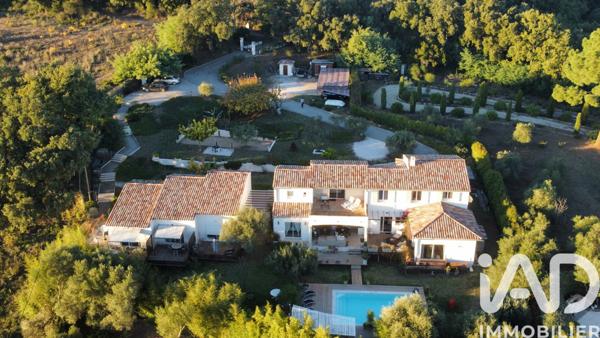 Maison à vendre 13 pièces 320 m² La Garde-Freinet