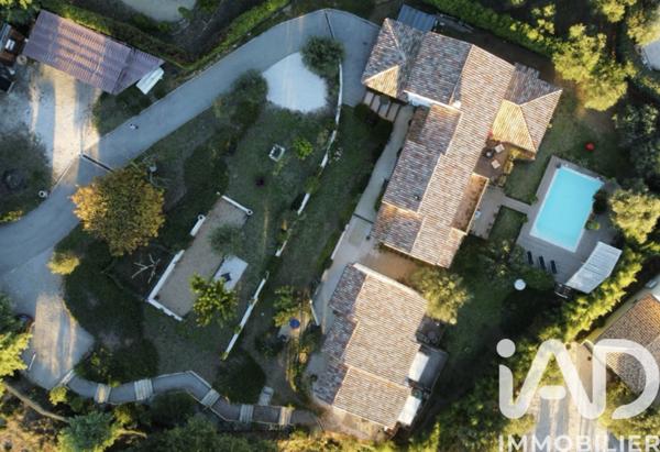 Maison à vendre 13 pièces 320 m² La Garde-Freinet