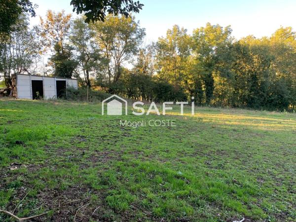 Terrain constructible de 2300 m2