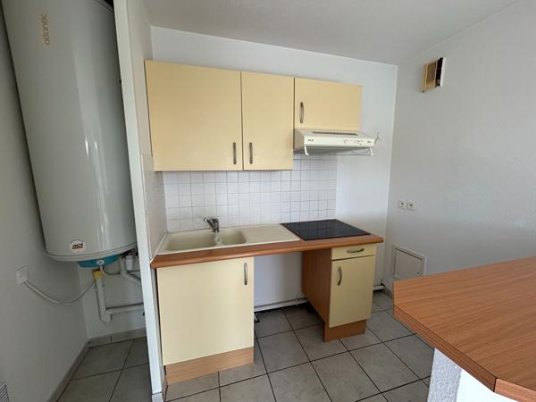 Royan Appartement T2 de 47 m² à deux pas du centre-ville et des plages Royan Royan Appartement T2 de 47 m² à deux pas du centre-ville et des plages Royan