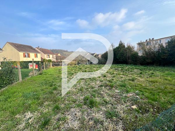 Terrain 675 m2