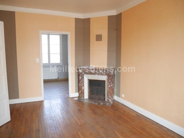 MAISON DE VILLE AVEC 3 GARAGES