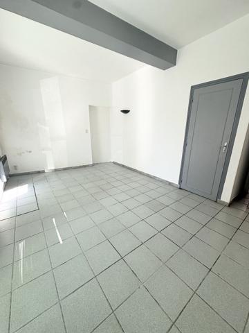Local commercial 1 pièce 50 m2