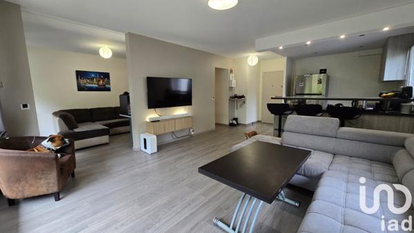 Appartement à vendre 3 pièces 68 m² Le Coudray-Montceaux