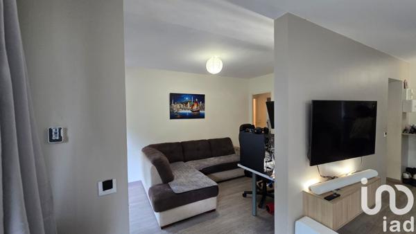 Appartement à vendre 3 pièces 68 m² Le Coudray-Montceaux