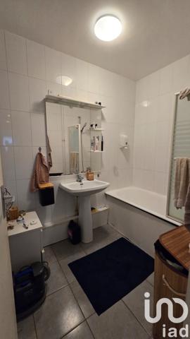 Appartement à vendre 3 pièces 68 m² Le Coudray-Montceaux