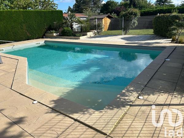 Maison à vendre 6 pièces 153 m² Arveyres