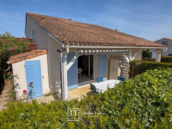 Maison
                                                                                                                                                                                                                                                                                                                        3 pièce(s)                                                                                                                                                                                                          2 chambre(s)                                                                                                                                                                                                          34  m²