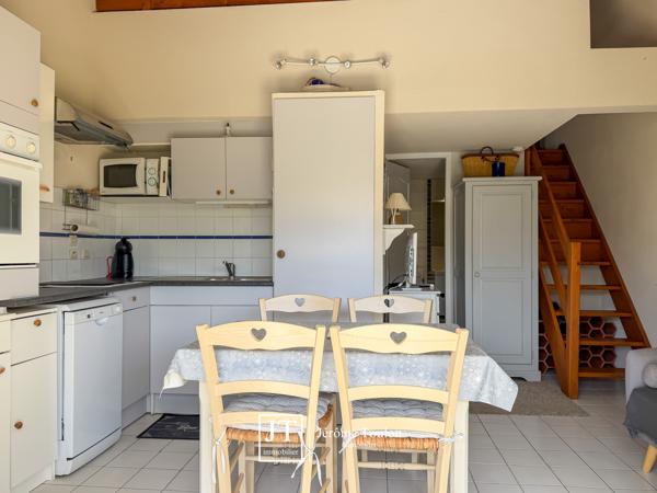 Maison
                                                                                                                                                                                                                                                                                                                        3 pièce(s)                                                                                                                                                                                                          2 chambre(s)                                                                                                                                                                                                          34  m²