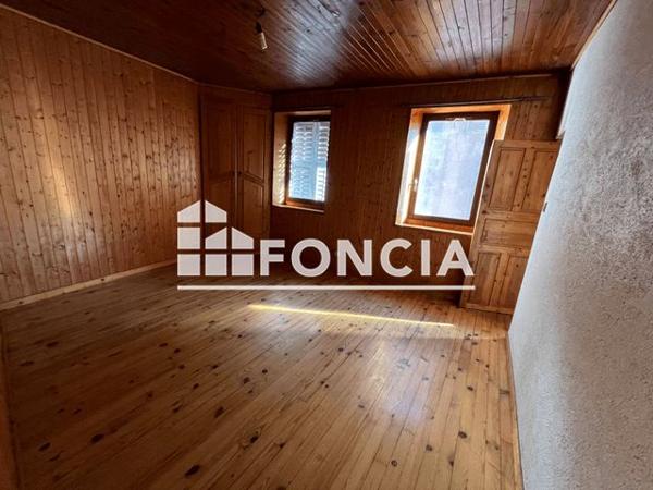 À vendre Appartement 2 pièces 38 m² - Saint-jean-de-maurienne 73300