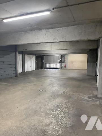 En exclusivité à TINQUEUX, découvrez cet appartement situé en rez-de-chaussée à l'arrière de l'...