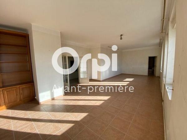 Appartement à vendre    5 pièces • 215 m2 Castres