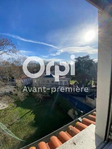 Appartement à vendre    5 pièces • 215 m2 Castres