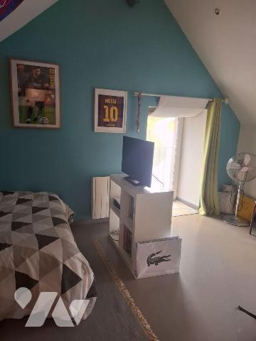 Maison à Vendre à Saint-Georges-sur-Moulon (18110) en Cher (18)

Cette maison, offre une surf...