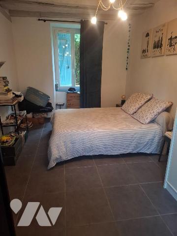 Maison à Vendre à Saint-Georges-sur-Moulon (18110) en Cher (18)

Cette maison, offre une surf...