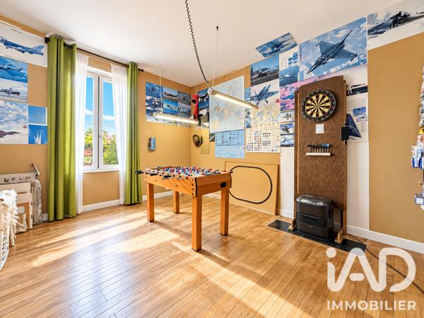Maison à vendre 7 pièces 154 m² Saint-Juvin