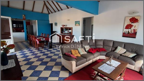 Villa T4 avec piscine et vue mer exceptionnelle