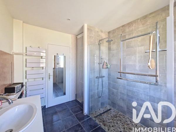 Maison à vendre 5 pièces 147 m² Saint-Palais-sur-Mer