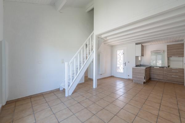 ANDERNOS-LES-BAINS – Maison de ville 66 m² avec jardin, garage
