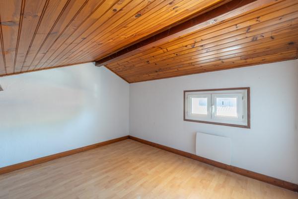 ANDERNOS-LES-BAINS – Maison de ville 66 m² avec jardin, garage