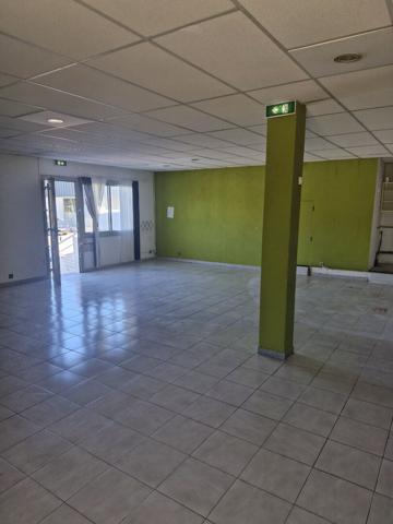 Local commercial Sollies Ville cabinet médical 150 m2