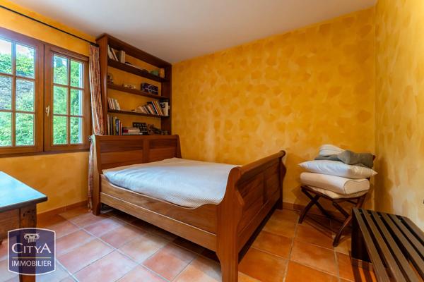 Maison à vendre 5 pièces 167m² Rochefort-du-Gard (30650)