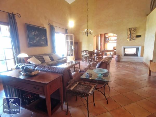 Maison à vendre 5 pièces 167m² Rochefort-du-Gard (30650)