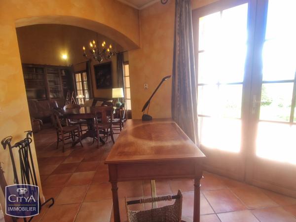 Maison à vendre 5 pièces 167m² Rochefort-du-Gard (30650)