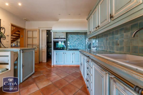 Maison à vendre 5 pièces 167m² Rochefort-du-Gard (30650)