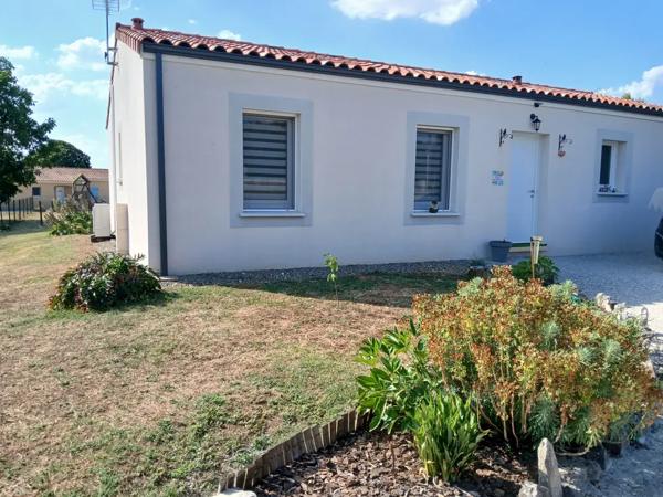 Maison récente de plain-pied 2019 - 4 chambres - Climatisati