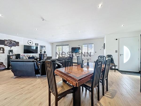 Maison de plain-pied à vendre à La Membrolle sur Longuenée de 88m2 sur un terrain de 390m2