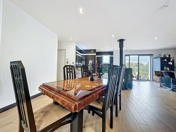 Maison de plain-pied à vendre à La Membrolle sur Longuenée de 88m2 sur un terrain de 390m2