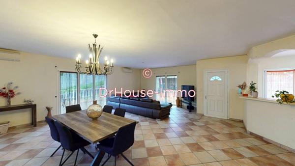 Maison à vendre 6 pièces de 183 m²