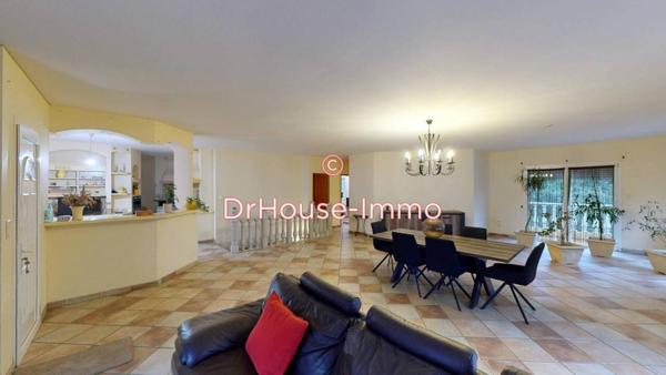Maison à vendre 6 pièces de 183 m²