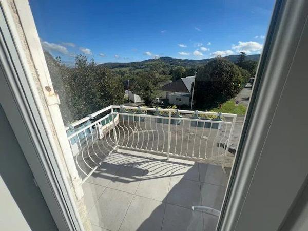 Vente Maison de village 3 pièces 57 m2 à Montrozier