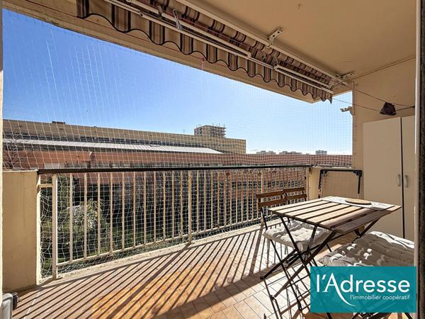 Appartement 2 pièces rénové avec terrasse, cave et parking collectif - Secteur Finosello / Rocade