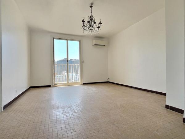A vendre appartement de type 3 à Marseille 13005 - Le CAMAS