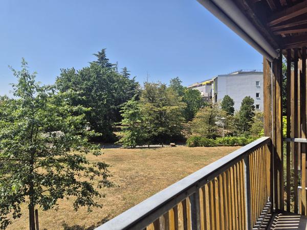 GRADIGNAN FAVARD - Appartement T3 lumineux et traversant