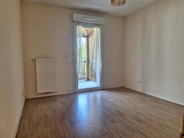 GRADIGNAN FAVARD - Appartement T3 lumineux et traversant