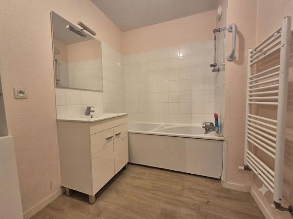 GRADIGNAN FAVARD - Appartement T3 lumineux et traversant