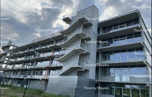IMMEUBLE BUREAUX PRIVATIF A VENDRE - SAINT MÉDARD EN JALLES