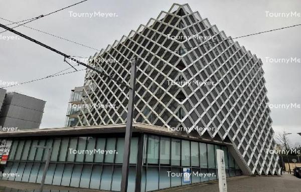 IMMEUBLE BUREAUX PRIVATIF A VENDRE - SAINT MÉDARD EN JALLES